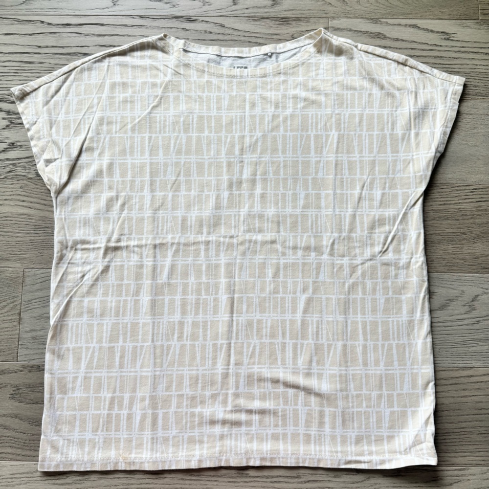 Uniqlo x Finlayson Beige and White Print T-Shirt S